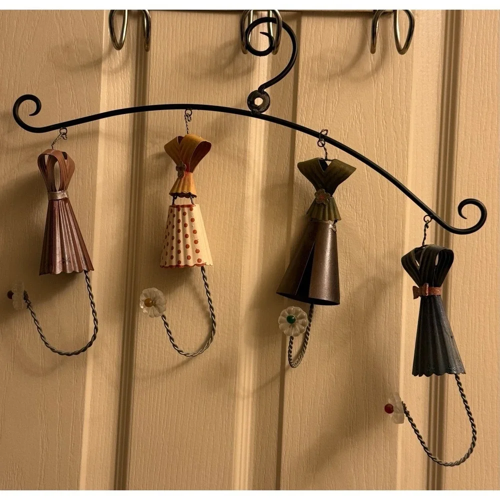 VTG Dress Shape Hooks with Wall Mounted Hanger Decorative Hanger Hook